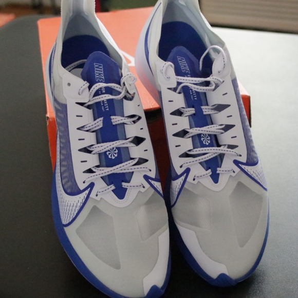 Nike Zoom Gravity - Picture 2 of 6